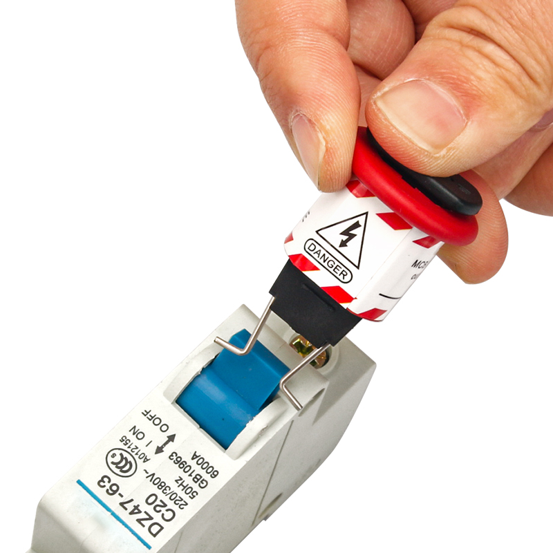 BD-D01Pin-out Miniature Circuit Breaker Lockout Device | BOZZYS